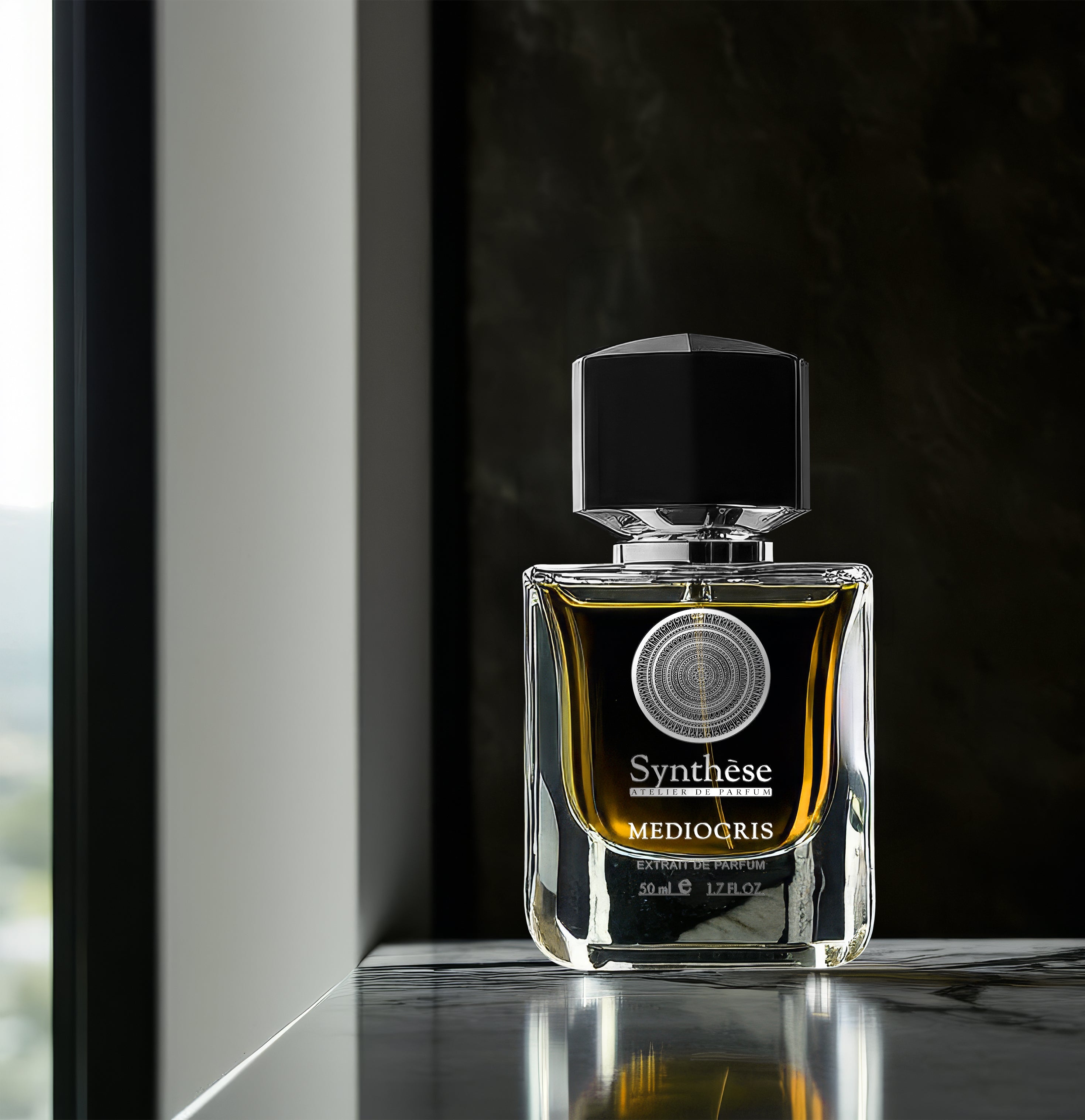 Mediocris Unisex Parfum - Synthese Atelier de Parfum